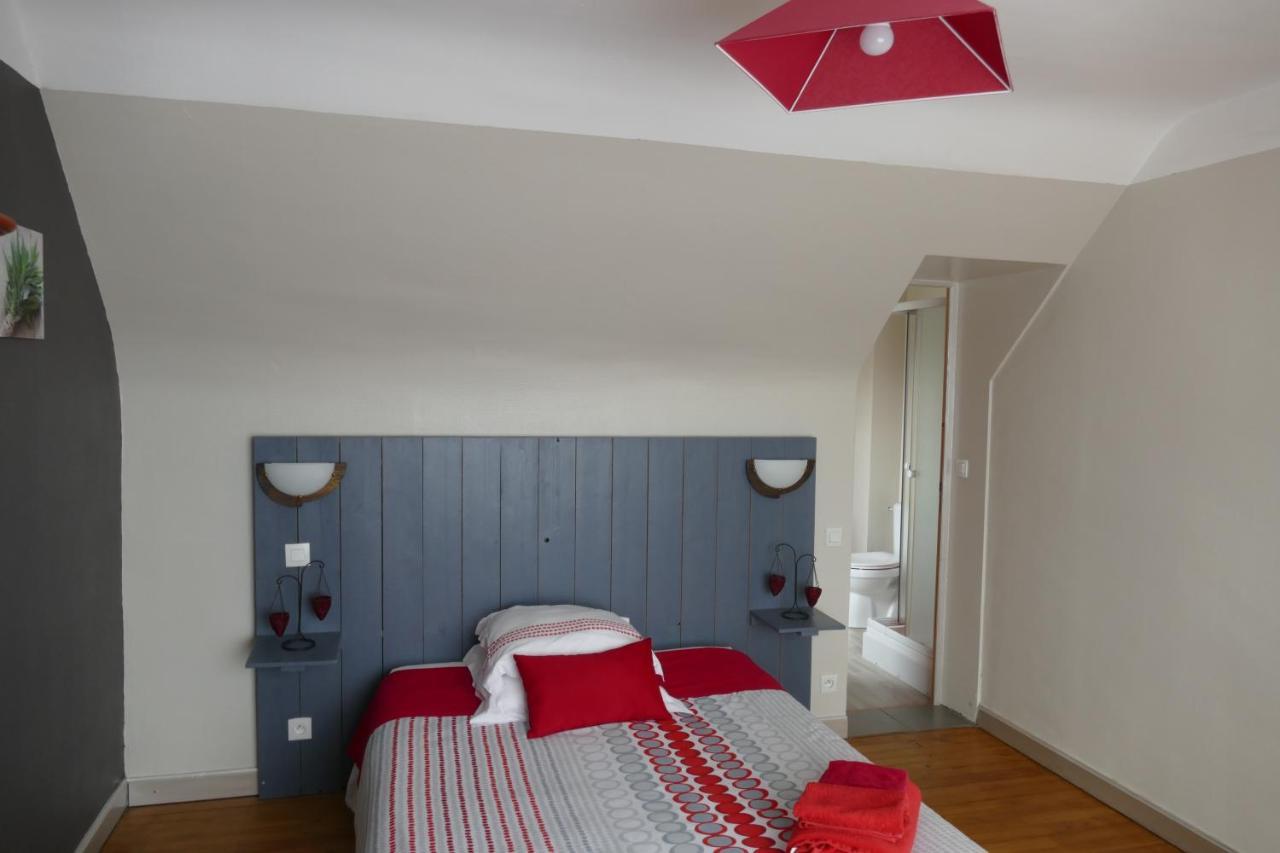 Chambres D'Hotes Chez Laure & Francois パンポル エクステリア 写真